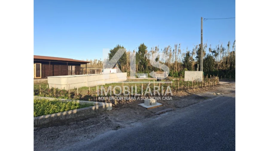 Moradia T2 para Venda em Lavos Foto 5