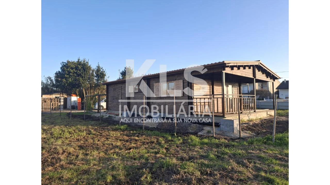 Moradia T2 para Venda em Lavos Foto 9