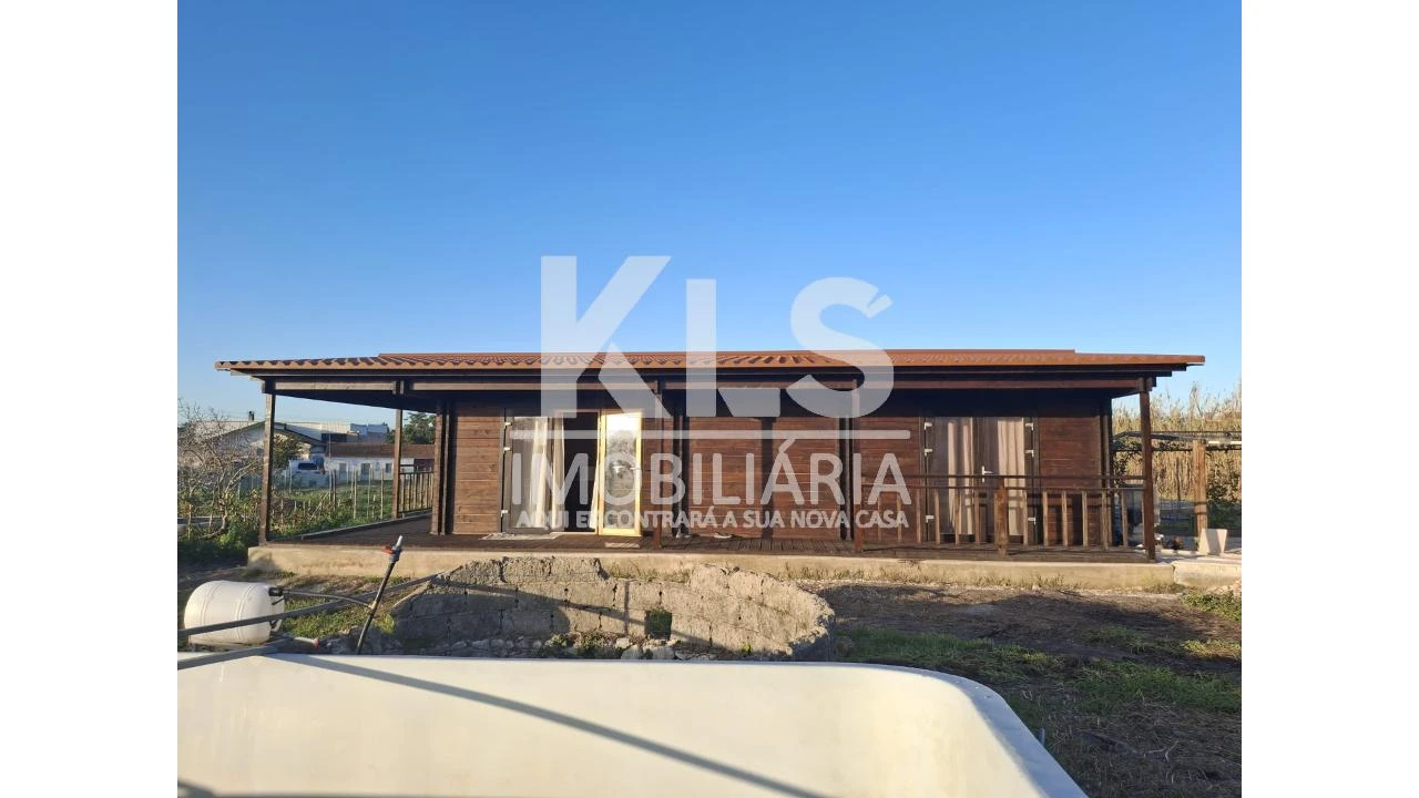 Moradia T2 para Venda em Lavos Foto 1