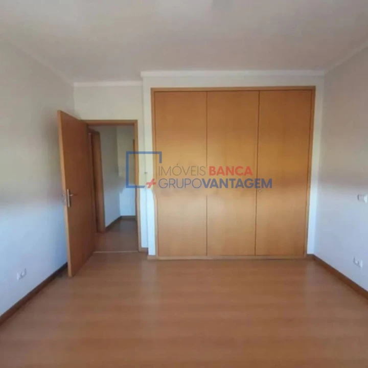 Apartamento T2 para Venda em Ermesinde Foto 8
