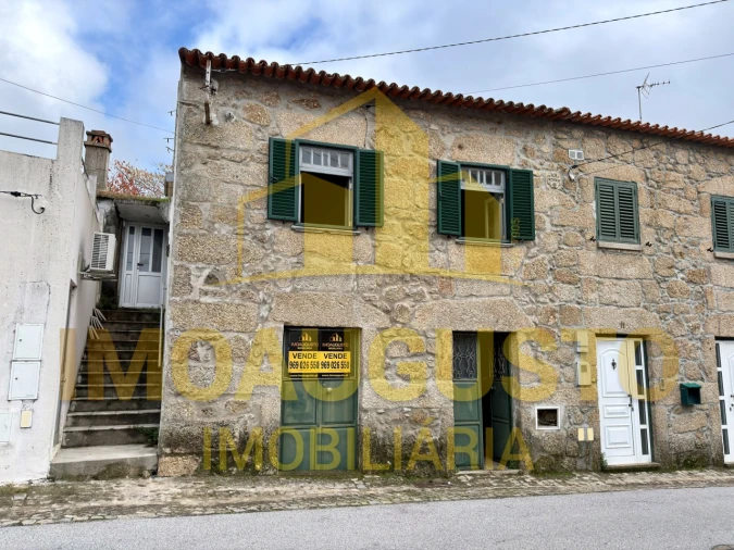 Moradia T2 para Venda em Gonçalo Foto 1