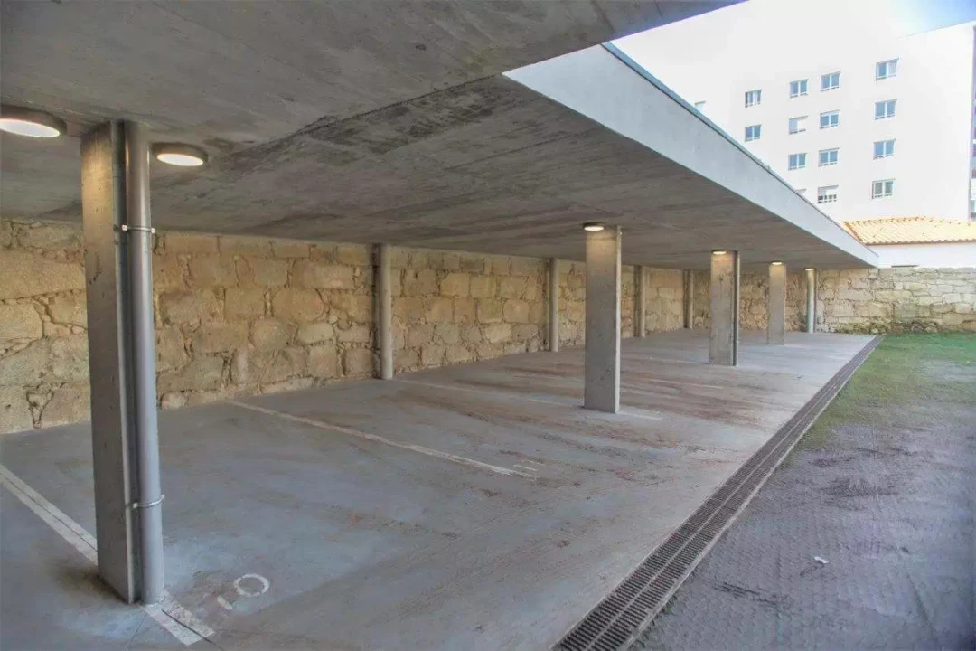 Apartamento T1 para Venda em Cedofeita, Santo Ildefonso, Sé, Miragaia, São Nicolau e Vitória Foto 17