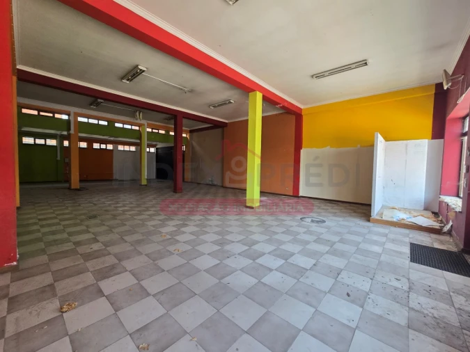 Loja para Venda em Nelas Foto 7