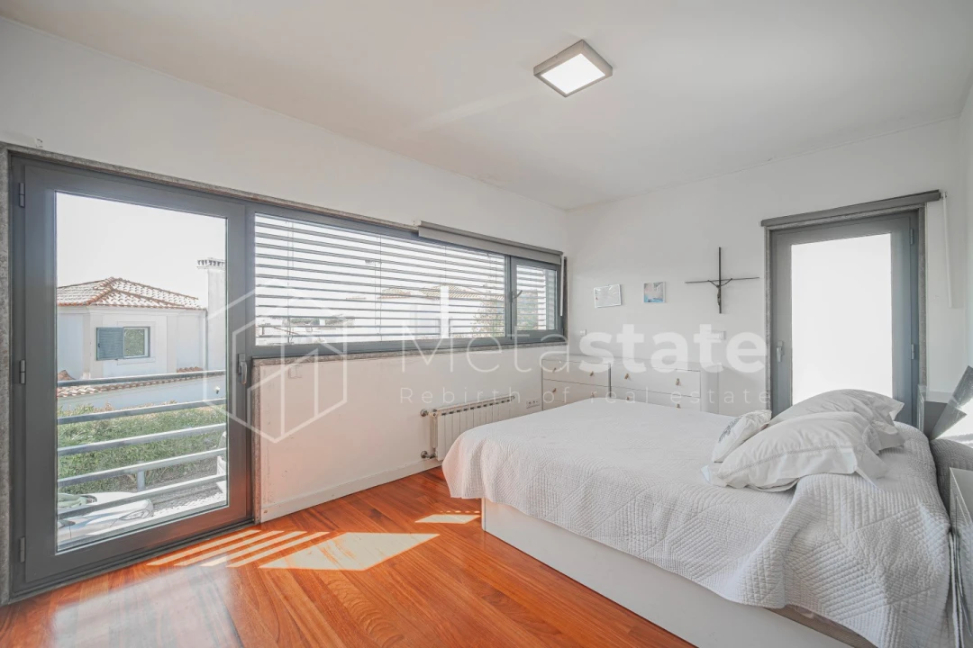 Moradia T3 para Venda em São Domingos de Rana Foto 11