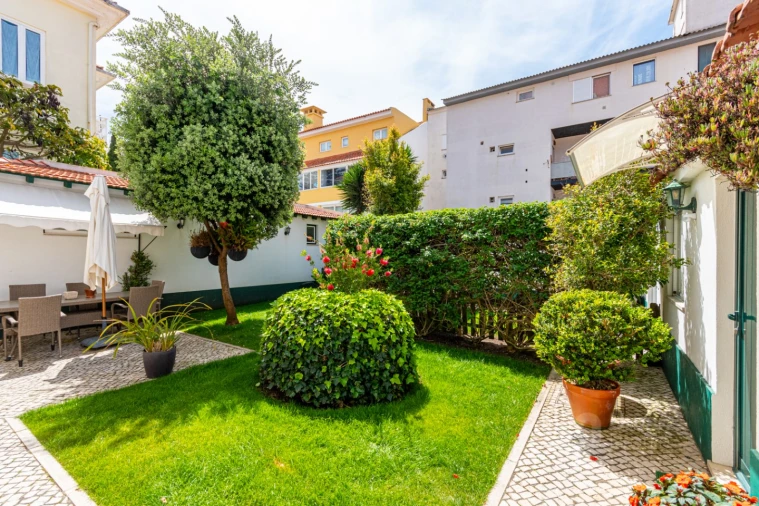 Moradia T17 para Venda em Cascais e Estoril Foto 3