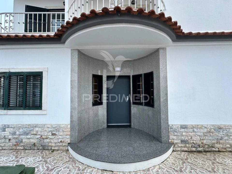 Moradia T4 para Venda em Fernao Ferro Foto 7