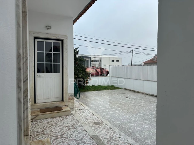 Moradia T4 para Venda em Fernao Ferro Foto 9