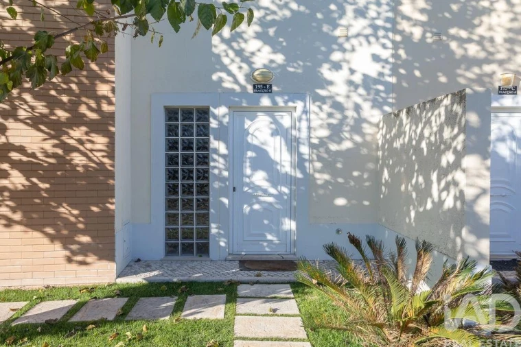 Moradia T5 para Venda em Azeitão (São Lourenço e São Simão) Foto 2