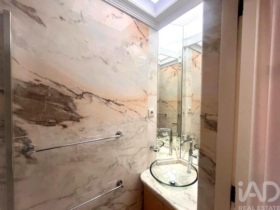 Apartamento T3 para Venda em Cedofeita, Santo Ildefonso, Sé, Miragaia, São Nicolau e Vitória Foto 24