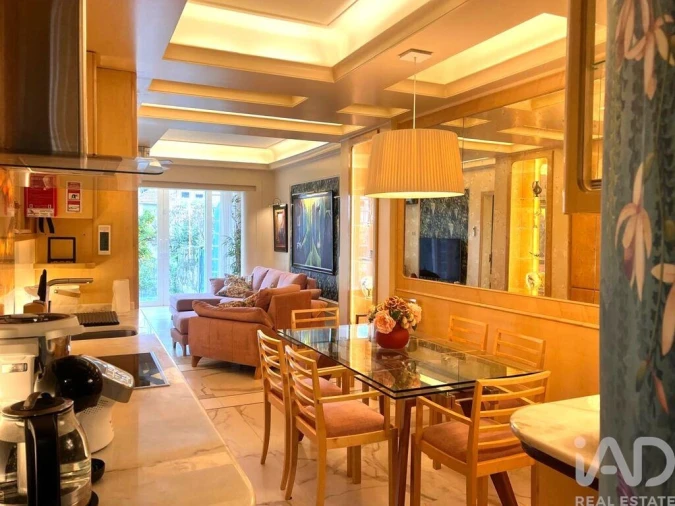 Apartamento T3 para Venda em Cedofeita, Santo Ildefonso, Sé, Miragaia, São Nicolau e Vitória Foto 4