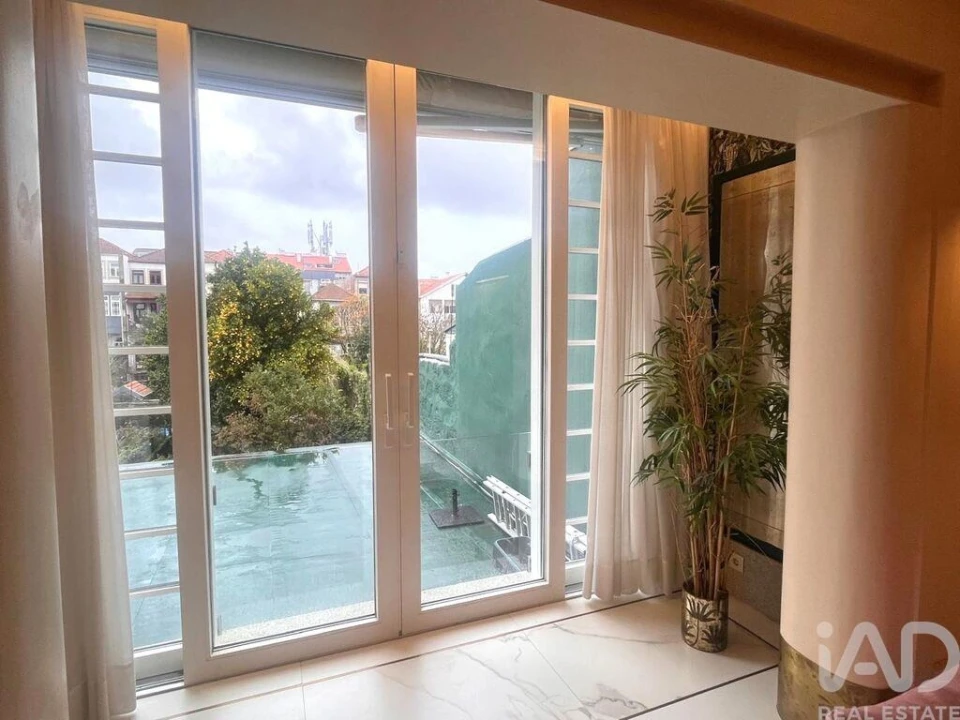 Apartamento T3 para Venda em Cedofeita, Santo Ildefonso, Sé, Miragaia, São Nicolau e Vitória Foto 7