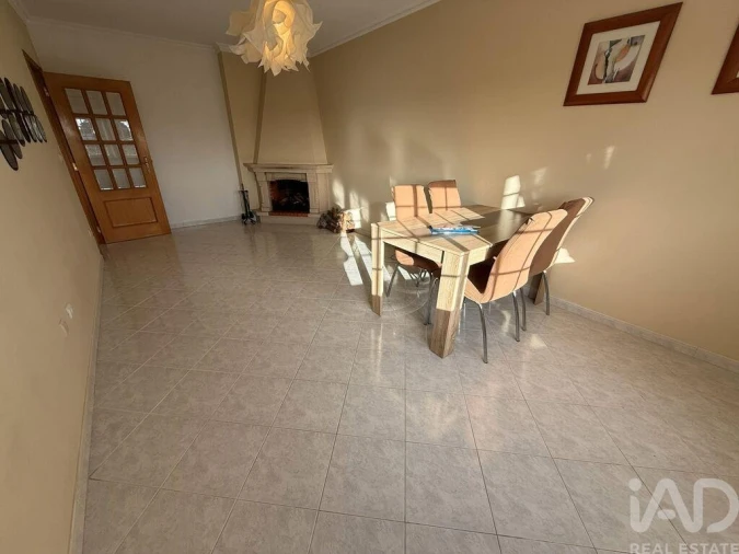 Apartamento T2 para Venda em Fernao Ferro Foto 7