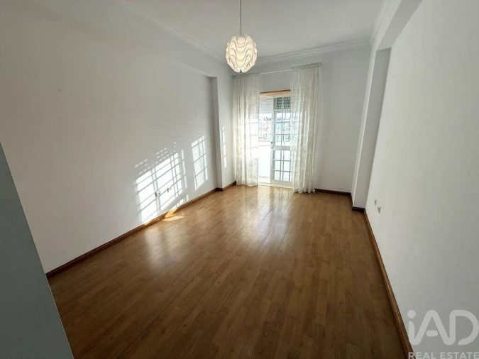 Apartamento T2 para Venda em Fernao Ferro Foto 13