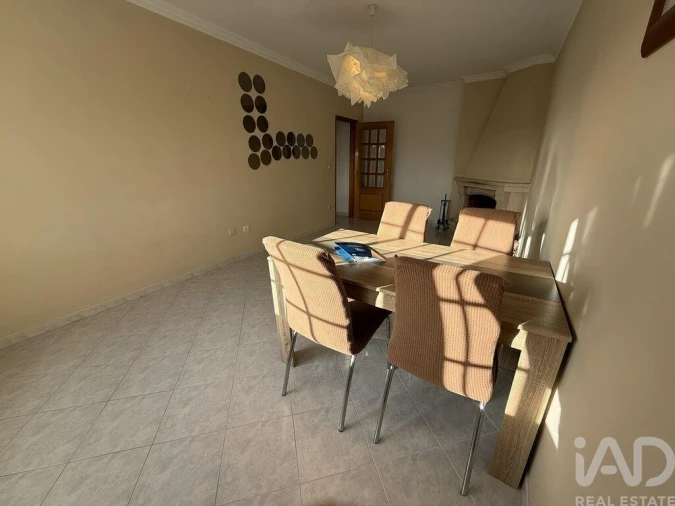 Apartamento T2 para Venda em Fernao Ferro Foto 9