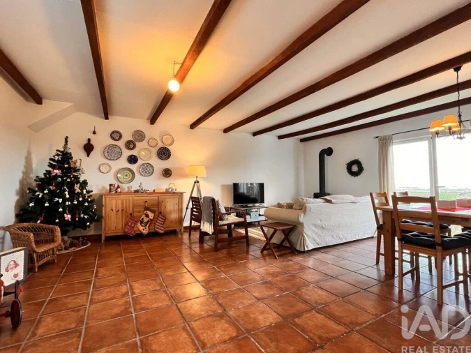 Moradia T2 para Venda em Ventosa Foto 3