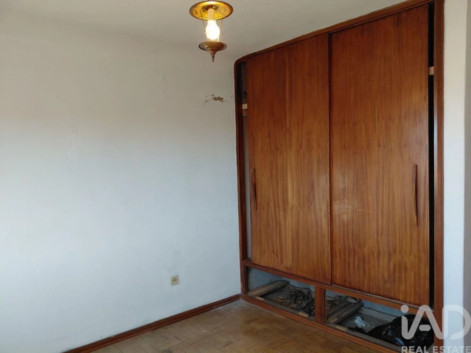 Moradia T4 para Venda em Aldeia de São Francisco de Assis Foto 13