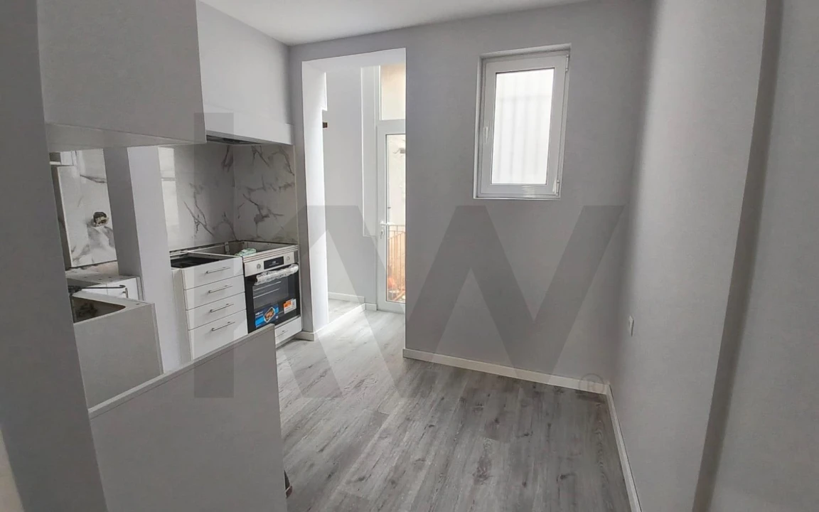 Apartamento T2 para Venda em Algés, Linda-A-Velha e Cruz Quebrada-Dafundo Foto 3