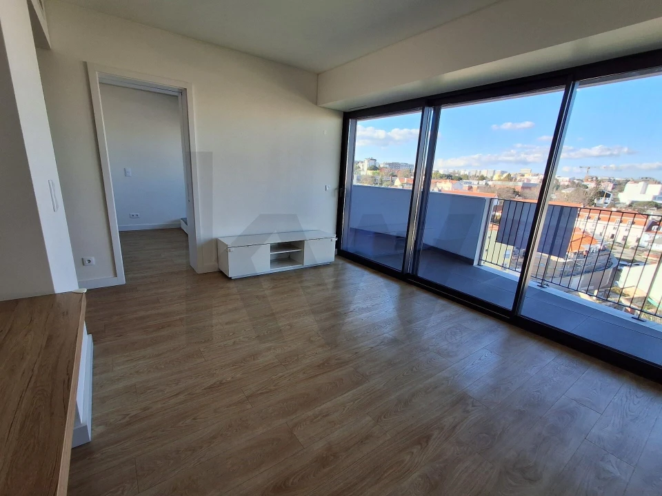 Apartamento T1 para Arrendamento em Olivais Foto 12