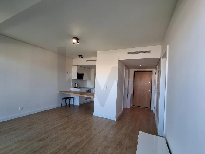 Apartamento T1 para Arrendamento em Olivais Foto 10
