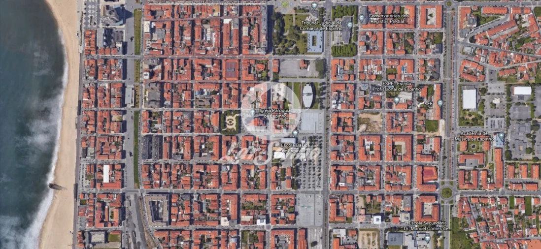 Terreno P/ Prédio para Venda em Espinho Foto 10