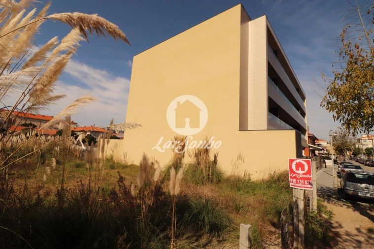 Terreno P/ Prédio para Venda em Espinho Foto 9