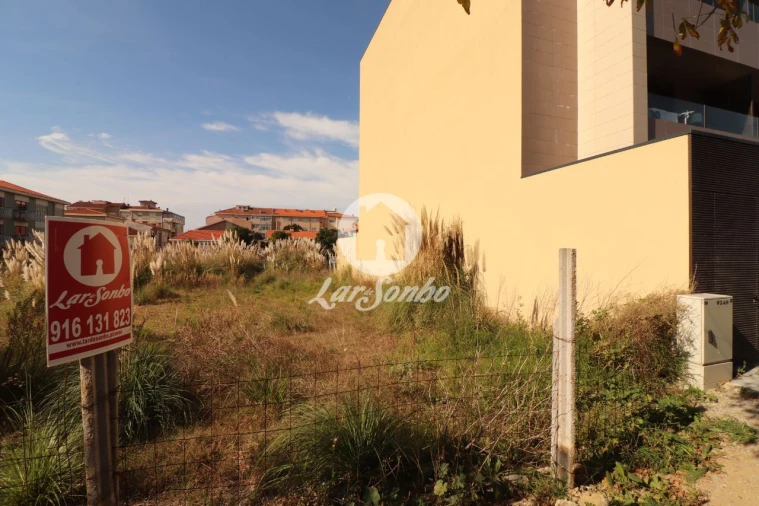 Terreno P/ Prédio para Venda em Espinho Foto 11