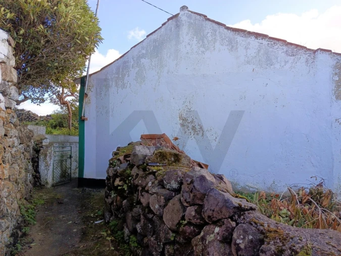 Moradia T2 para Venda em Vila Nova Foto 8