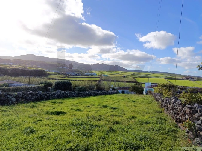 Moradia T2 para Venda em Vila Nova Foto 17