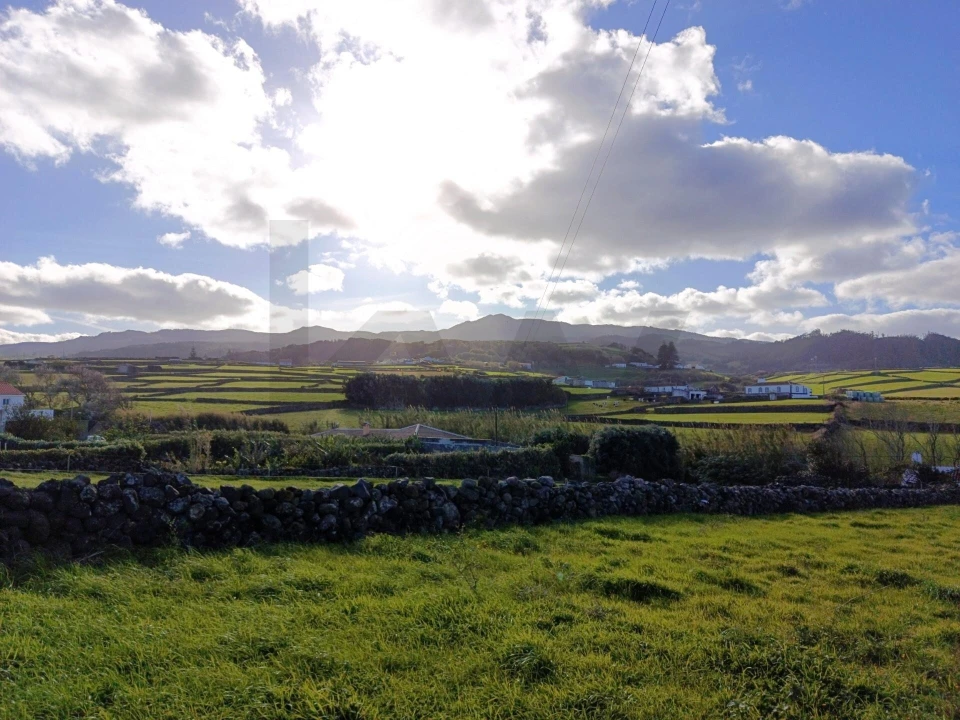 Moradia T2 para Venda em Vila Nova Foto 30