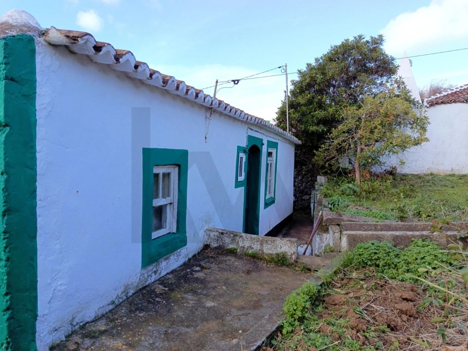 Moradia T2 para Venda em Vila Nova Foto 4