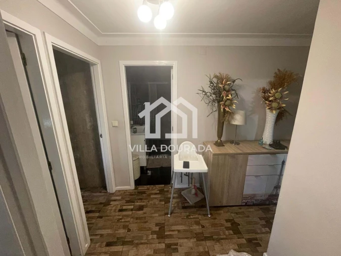 Apartamento T2 para Venda em Rio Tinto Foto 8