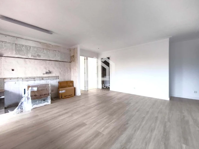 Apartamento T2 para Venda em Rio Tinto Foto 1