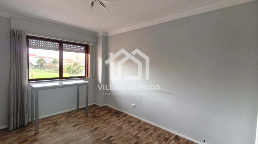 Apartamento T2 para Venda em Rio Tinto Foto 15