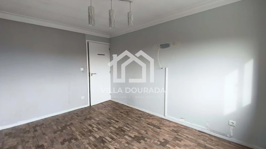 Apartamento T2 para Venda em Rio Tinto Foto 13