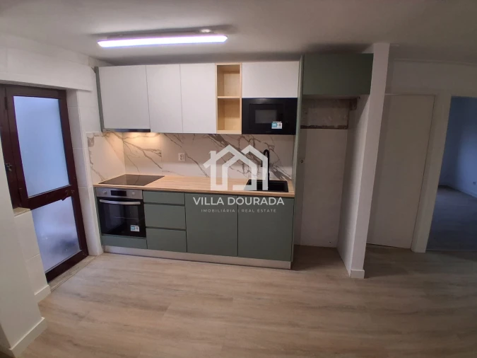 Apartamento T2 para Venda em Rio Tinto Foto 2