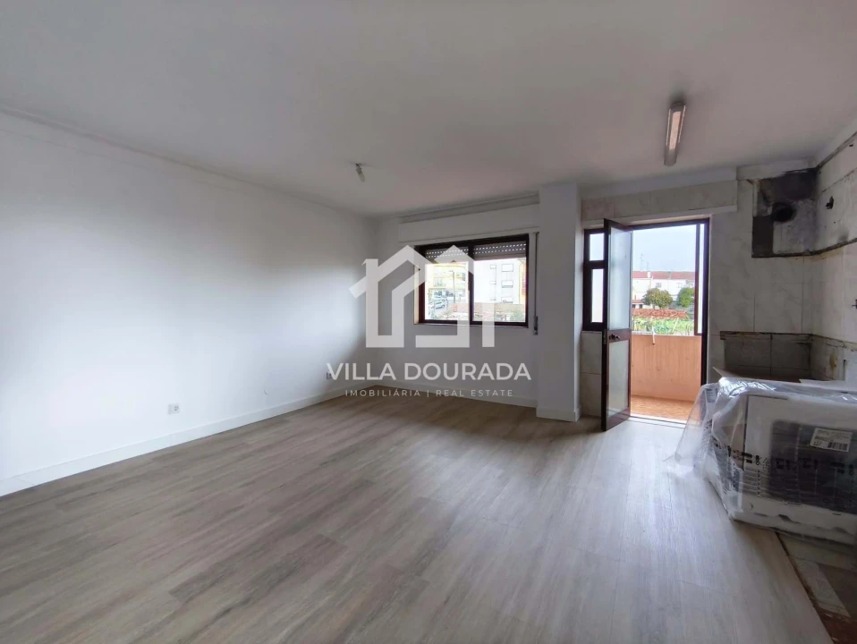 Apartamento T2 para Venda em Rio Tinto Foto 5