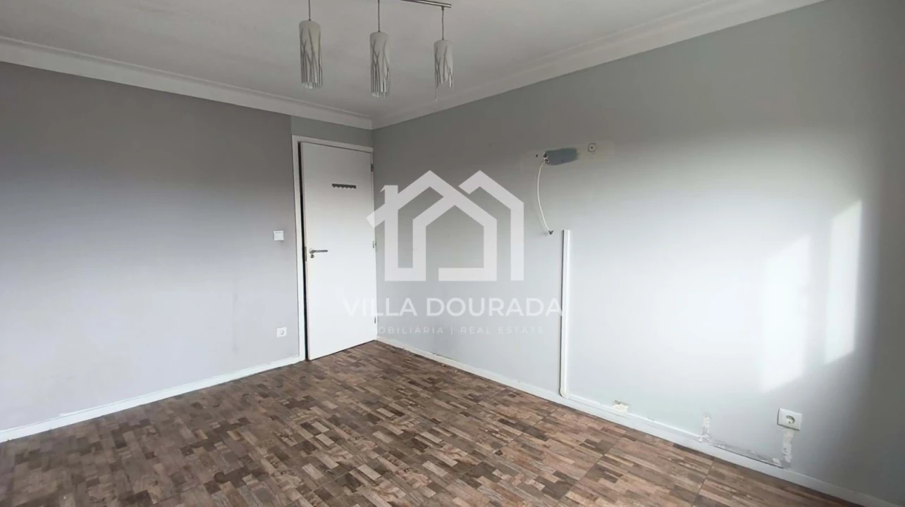 Apartamento T2 para Venda em Rio Tinto Foto 13