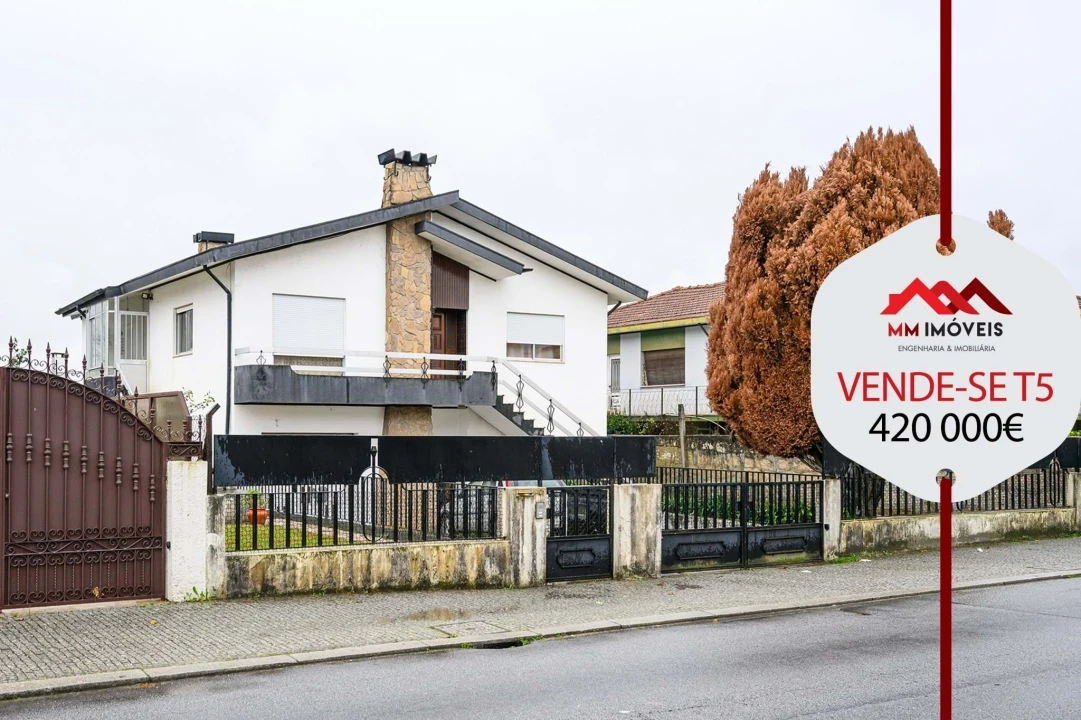 Moradia T5 para Venda em Nogueira e Silva Escura Foto 1