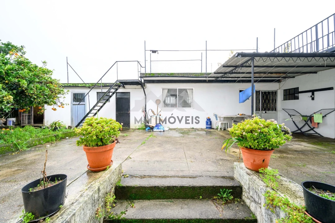 Moradia T5 para Venda em Nogueira e Silva Escura Foto 31