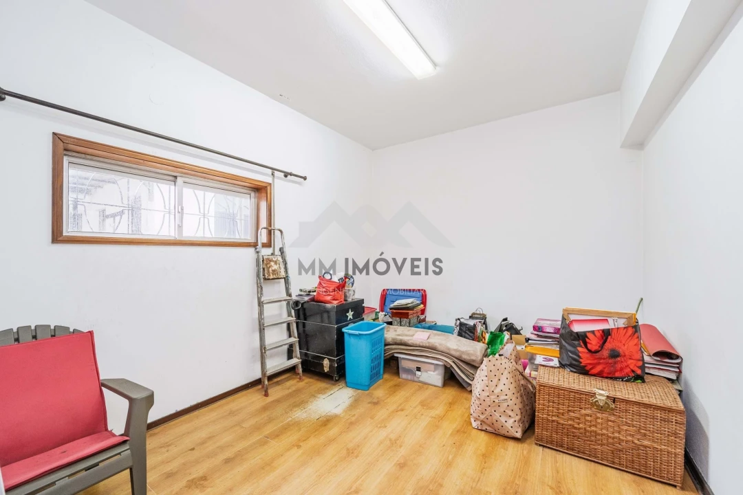 Moradia T5 para Venda em Nogueira e Silva Escura Foto 26