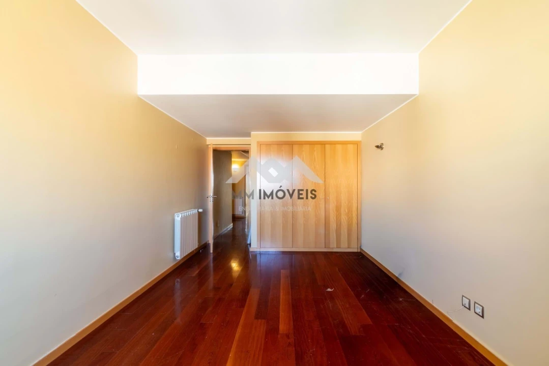 Apartamento T5 para Venda em Matosinhos e Leça da Palmeira Foto 41