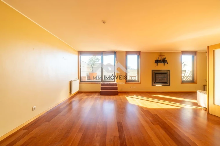 Apartamento T5 para Venda em Matosinhos e Leça da Palmeira Foto 6