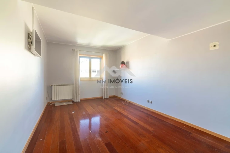 Apartamento T5 para Venda em Matosinhos e Leça da Palmeira Foto 32