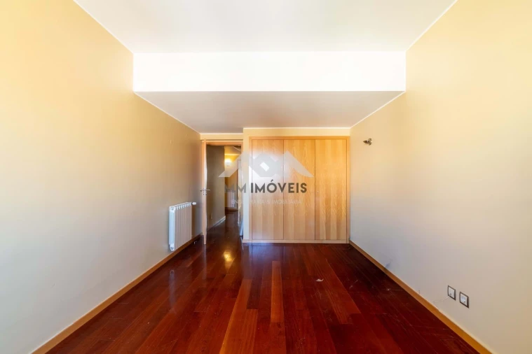 Apartamento T5 para Venda em Matosinhos e Leça da Palmeira Foto 41