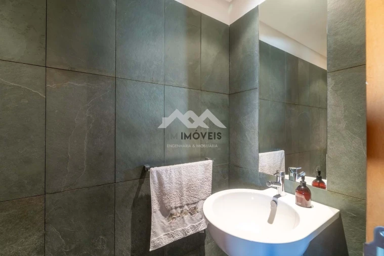 Apartamento T5 para Venda em Matosinhos e Leça da Palmeira Foto 48