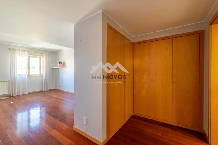 Apartamento T5 para Venda em Matosinhos e Leça da Palmeira Foto 25