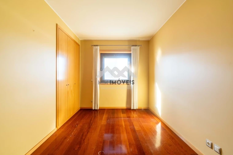 Apartamento T5 para Venda em Matosinhos e Leça da Palmeira Foto 40