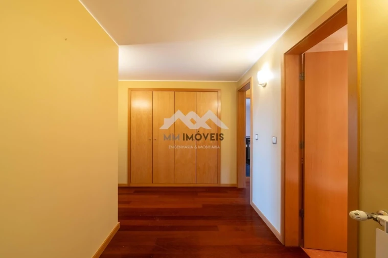 Apartamento T5 para Venda em Matosinhos e Leça da Palmeira Foto 24