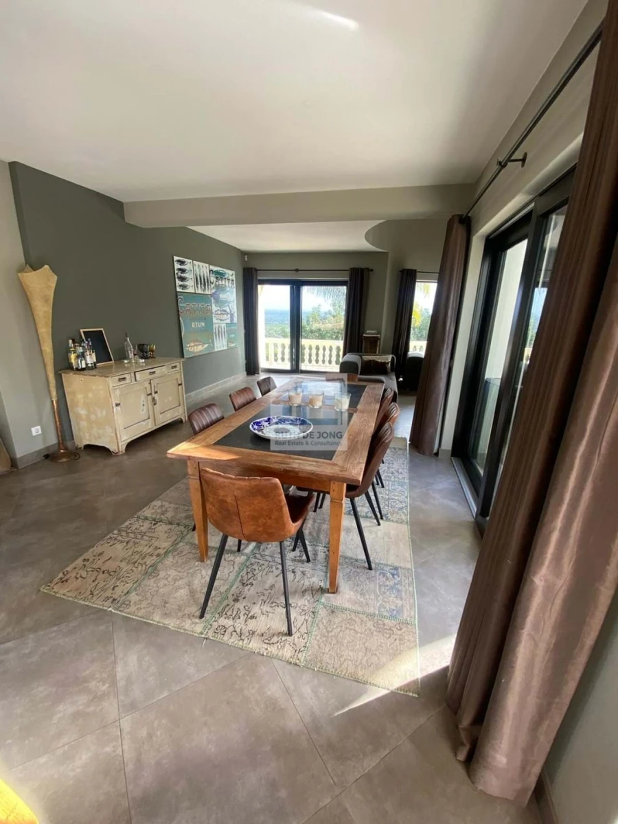 Moradia T5 para Venda em São Silvestre Foto 36