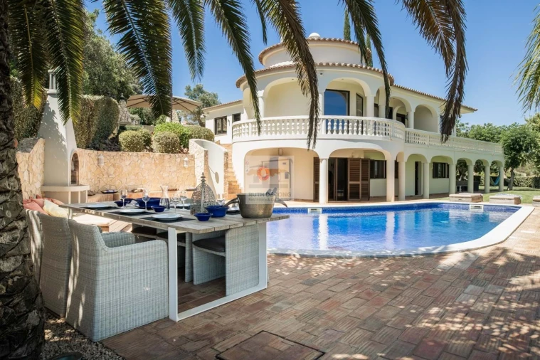 Moradia T5 para Venda em São Silvestre Foto 15